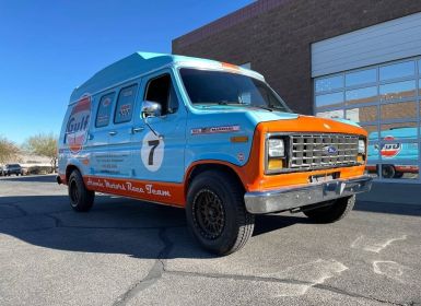 Ford Econoline Club Wagon E-150 