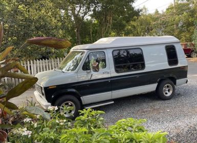 Ford Econoline Club Wagon van 