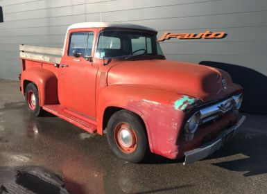 Ford F100 V8