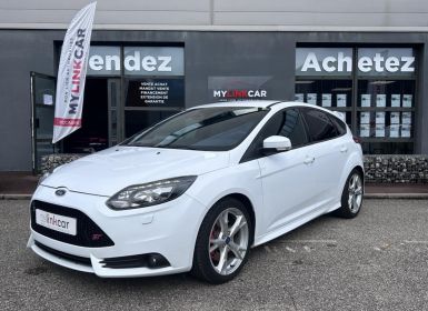 Ford Focus ST 2.0 SCTi EcoBoost 250