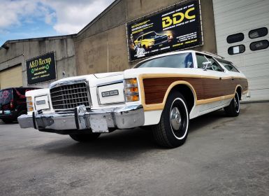 Ford LTD FORD LTD WOODY COUNTRY SQUARE V8