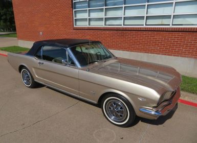 Vente Ford Mustang CABRIOLET V8 PONY Occasion