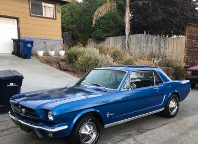 Ford Mustang coupe 