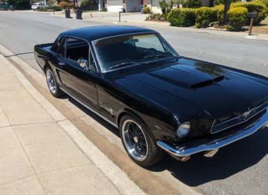 Ford Mustang coupe 