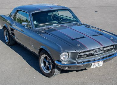 Ford Mustang coupe 302