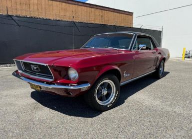 Ford Mustang COUPE TOIT VINYLE ROUGE 1968 CODE C