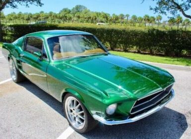 Achat Ford Mustang Fastback Restomod Coyote Occasion
