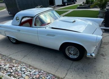 Ford Thunderbird