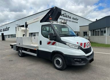 Achat Iveco Daily 19990 ht nacelle Klubb k26 12m Occasion