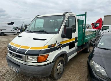 Achat Iveco Daily 3500 ht 35c10 benne coffre non roulant Occasion