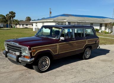 Jeep Wagoneer