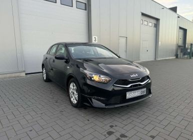 Kia Cee'd Ceed / 1.0 T-GDi Pure ISG -- CAMERA SIEGES CHAUFFANT