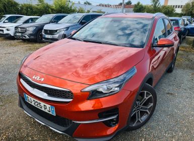 Kia XCeed 1.6 CRDi 136ch MHEV Design DCT7 S&S MY22 1ère main TVA Garantie 7 ans Caméra Keyless LED JA 18 Orange Cuivre