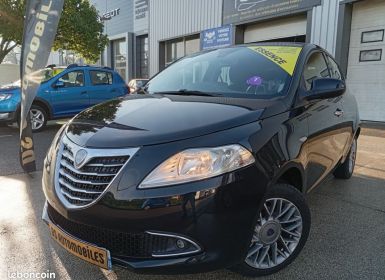 Achat Lancia Ypsilon 12ess crit air 1 led clim navigation 40.000klm garantie 12 mois 7900 Occasion