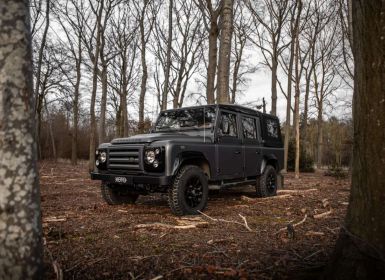 Land Rover Defender 110 CREW CAB DCPU LIMITED OVERLAND EDITION