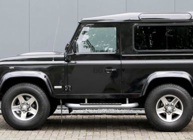 Achat Land Rover Defender 90 SVX 2.4L TD4 engine producing 122 bhp Occasion