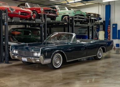 Lincoln Continental 462/340HP V8 d Door Convertible  Occasion