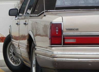 Lincoln Town Car