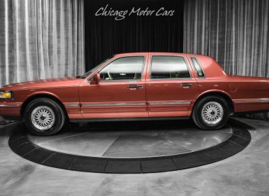 Lincoln Town Car