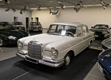 Mercedes 220 Berline SE 