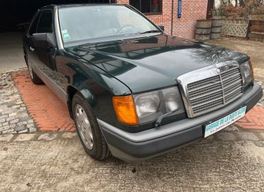 Vente Mercedes Classe E MERCEDES 300CE bel etat conservation et dossier facture Occasion