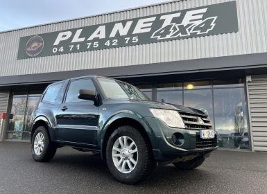 Mitsubishi Pajero 3.2 DID 200 CV 3 Portes Inform