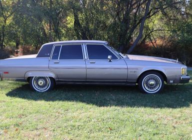 Vente Oldsmobile 98 Ninety-Eight  Occasion