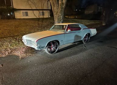 Oldsmobile Cutlass supreme Neuf