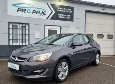 Achat Opel Astra 1.4 TURBO 140 CV PACK COSMO / 1E MAIN /18 400KM / CG OFFERTE / GTIE 12 MOIS Occasion