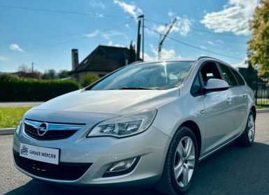 Opel Astra J S.Tourer 1.7 CDTI 110ch