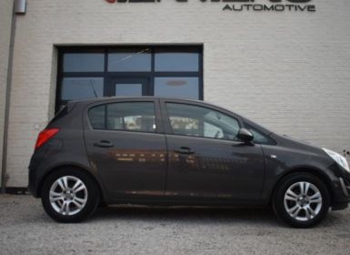 Opel Corsa 1.2i Color Edition