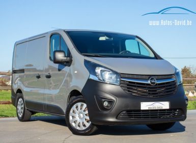 Achat Opel Vivaro 1.6 DTCi L2H1 - 3 ZITPLAATSEN - 1 EIGENAAR - PARKEERCAMERA - AIRCO - CRUISECONTROL - TREKHAAK - EURO 6 Occasion