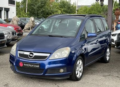 Opel Zafira 2.2i 16V Edition