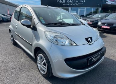 Achat Peugeot 107 URBAN MOVE (72680 KMS- 2 places) Occasion