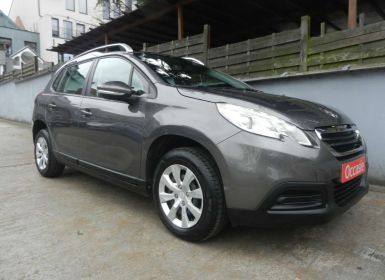 Peugeot 2008 1.2i PureTech Active ( carnet d entretien complet)