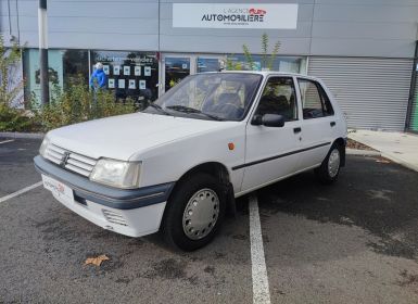 Peugeot 205 1.1 60ch Sacré Numéro (TU1M HDZ)