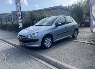 Achat Peugeot 206 Berline bicorps trois ou cinq portes 1.4 HDi eco 70 1398cm3 68cv  Occasion