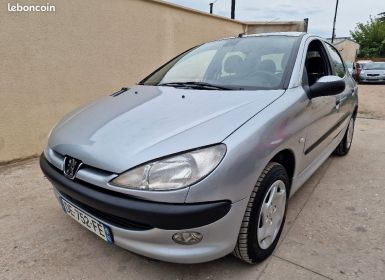 Vente Peugeot 206 boite automatique 1.4 essence 75ch Occasion