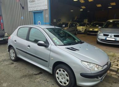 Vente Peugeot 206 Trendy 1,4i 75CH 5CV Occasion