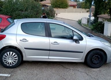 Achat Peugeot 207 1.4 VTI 16V PREMIUM 5P Occasion