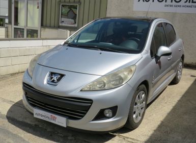 Achat Peugeot 207 1.4 VTI 95 SERIE 64 5P Occasion