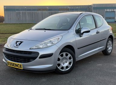 Vente Peugeot 207 1.4i 16v 90ch (6 cv) 3 portes BVM5 Gris Urban 2006 + 94000KM CLIM GARANTIE Occasion