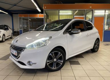 Peugeot 208  1.6 VTi Allure 3p