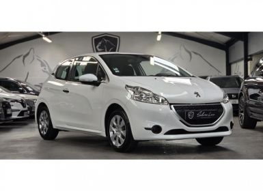 Peugeot 208 1.0 VTi 68 / 5 PLACES / REGULATEUR / IDEAL JEUNE CONDUCTEUR