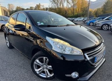 Peugeot 208 1.2 82CH S&S 5P