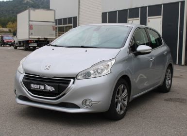 Peugeot 208 1.2 active 5p - garantie 12 mois