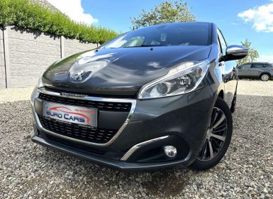 Achat Peugeot 208 1.2 Allure BTE AUTO-NAVI-CAMERA-OPEN DAK-CARPLAY Occasion