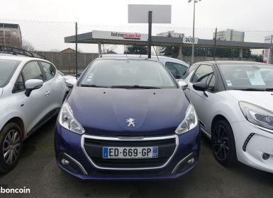 Peugeot 208 1.2 PURETECH 82CH STYLE 5P