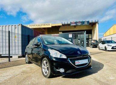 Peugeot 208 1.2 vti