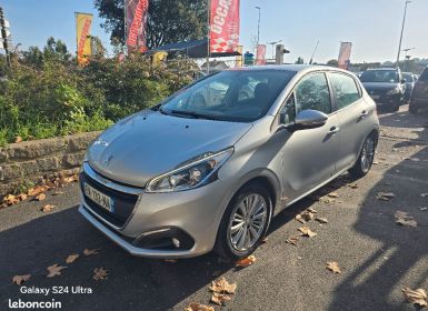 Peugeot 208 1.2l Ess 82ch GARANTIE